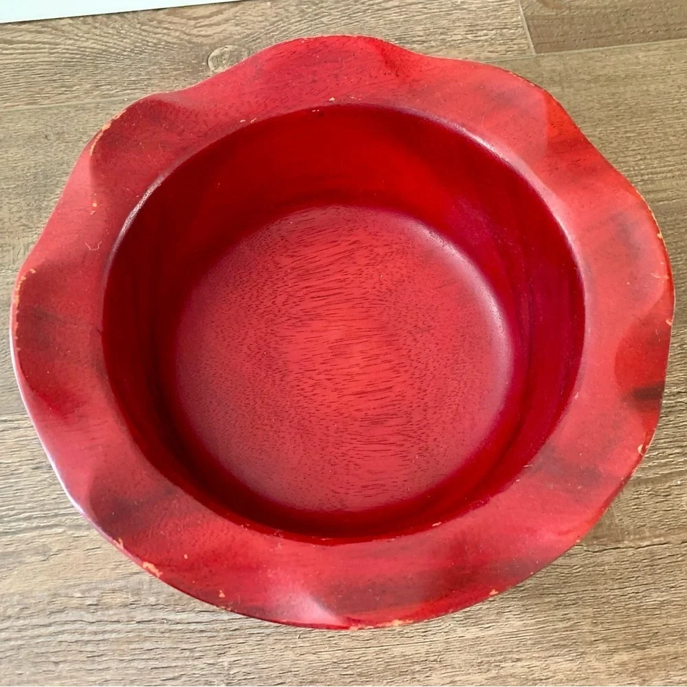 Set of 2 wooden bowls